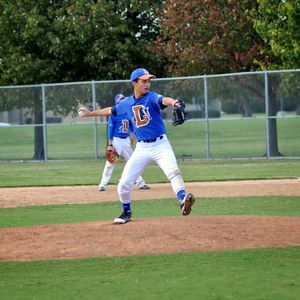 Meet your Posher, Khoi